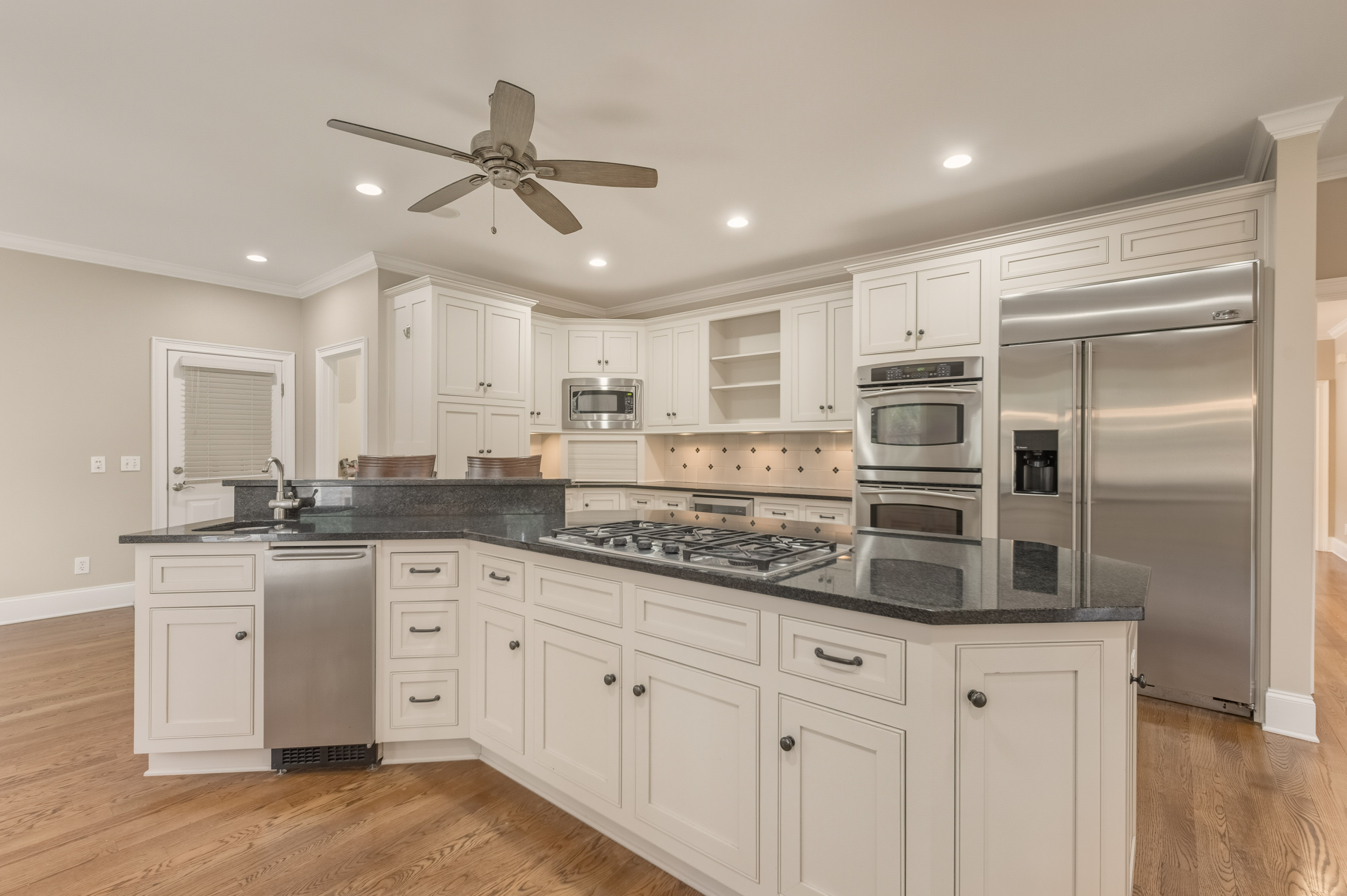 2701 Parrott's Pointe Road image 16